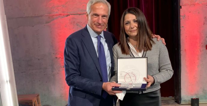 Il Premio “Laudato Medico” al chirurgo senologo del Gom Maria Giovanna Fava