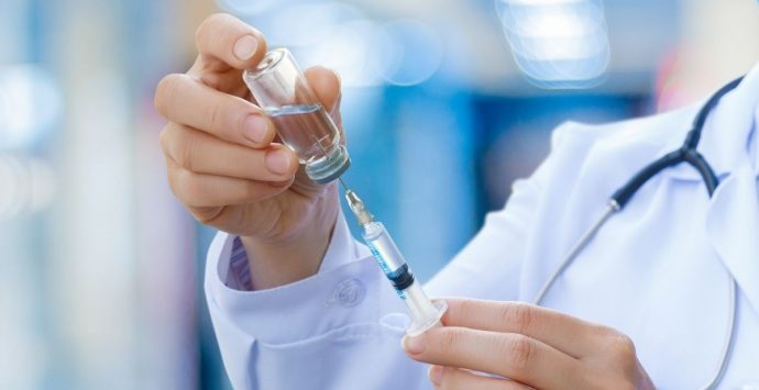 Lazzaro, Ancadic: «Disagi per la popolazione per la mancanza di centri vaccinali anticovid 19»