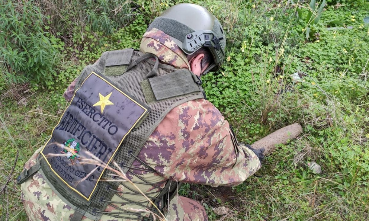 Ex Caserma “Cantaffio”, granata inesplosa intervengono i guastatori dell’esercito