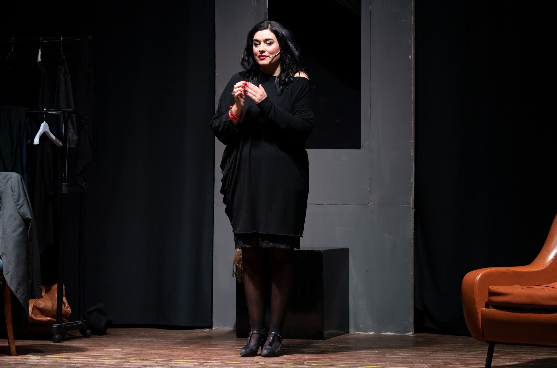 Spettacoli, applausi per Ester Botta al teatro Metropolitano