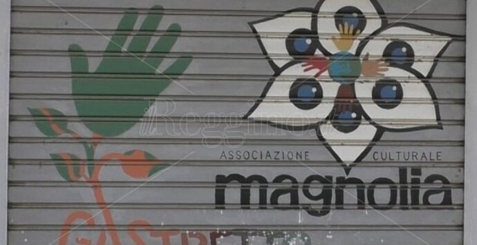Reggio, bene confiscato in gestione a Magnolia: «Il Comune non rinnova ma chiede oltre 3600 euro di Tari» – VIDEO