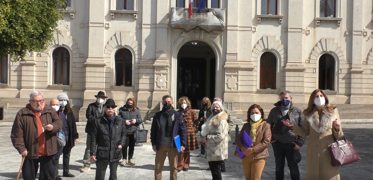 Reggio, Rete quartieri: «Stanchi di essere ignorati»