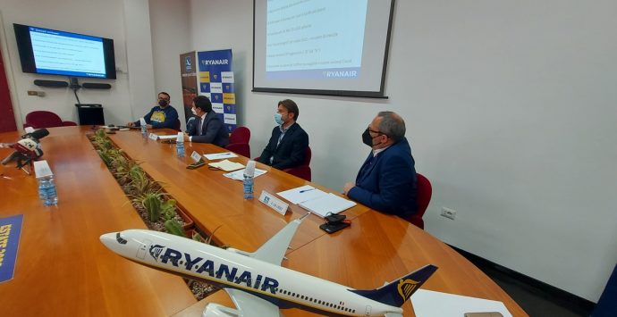 Ryanair punta su Lamezia e Crotone:  il “Tito Minniti” di Reggio escluso dalla flotta irlandese