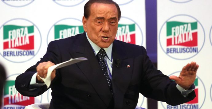 Forza Italia, Berlusconi: «Noi gli unici a non cambiare nome»