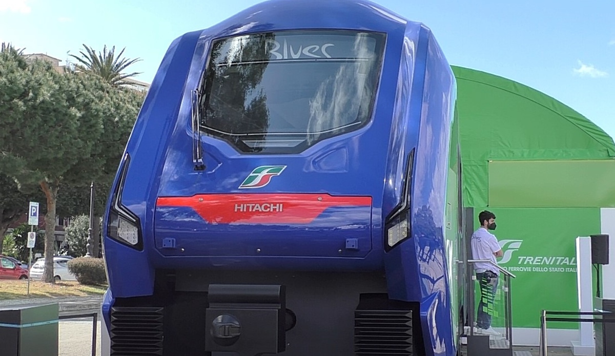 Trasporti, il treno green “Blues” dal 2023 per la mobilità nella linea ionica