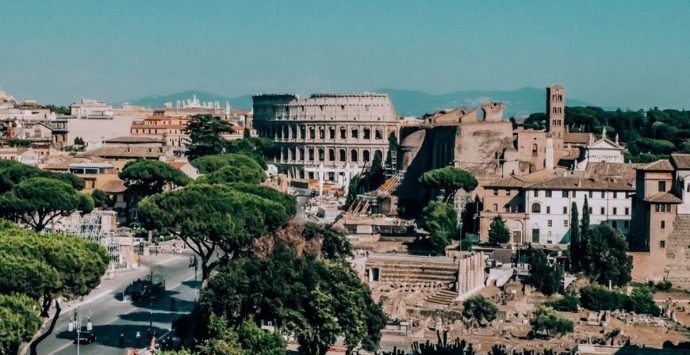 «Una cosa bella, un onore»: così il presunto boss salutava la nascita del locale di ’ndrangheta a Roma