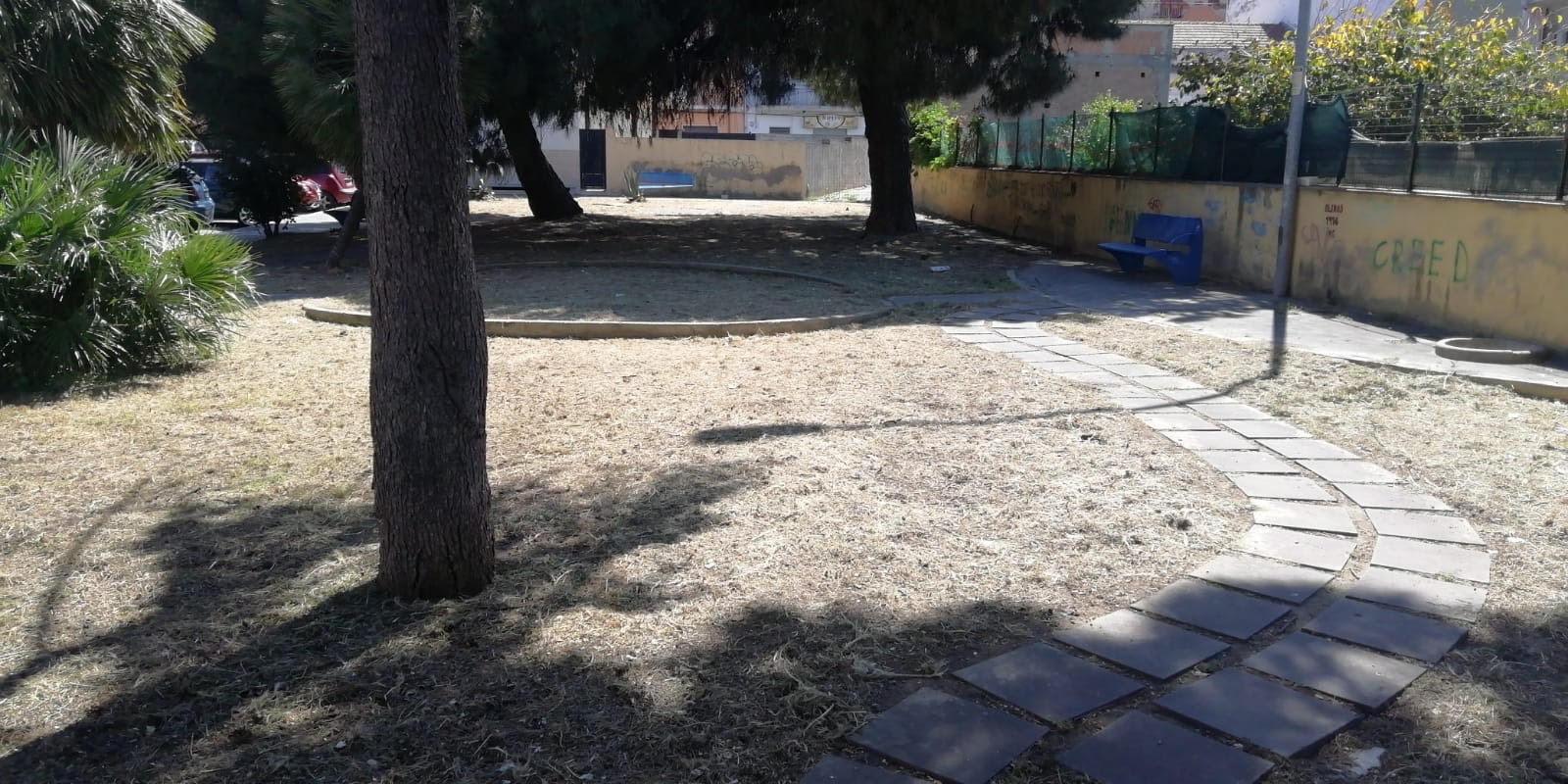 Reggio, La riqualificazione passa dai cittadini: ripulita la villetta di via Botteghelle