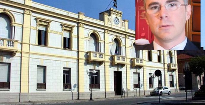 Comunali a Villa, il centrodestra ufficializza Santoro candidato sindaco