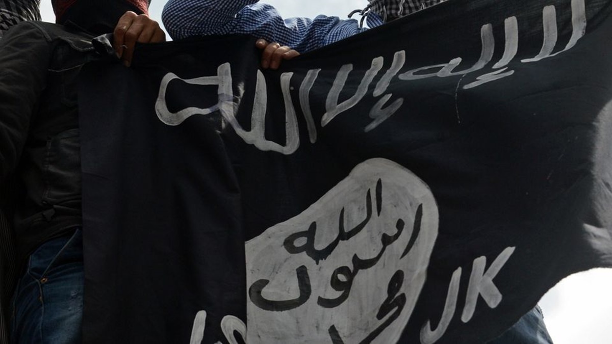 Terrorismo, l’Isis fa propaganda nel dark web: perquisizioni anche a Reggio Calabria