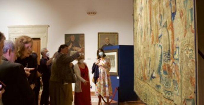 In mostra a Gerace l’arazzo “Anania et Saphira” tratto dai cartoni di Raffaello per la Cappella Sistina