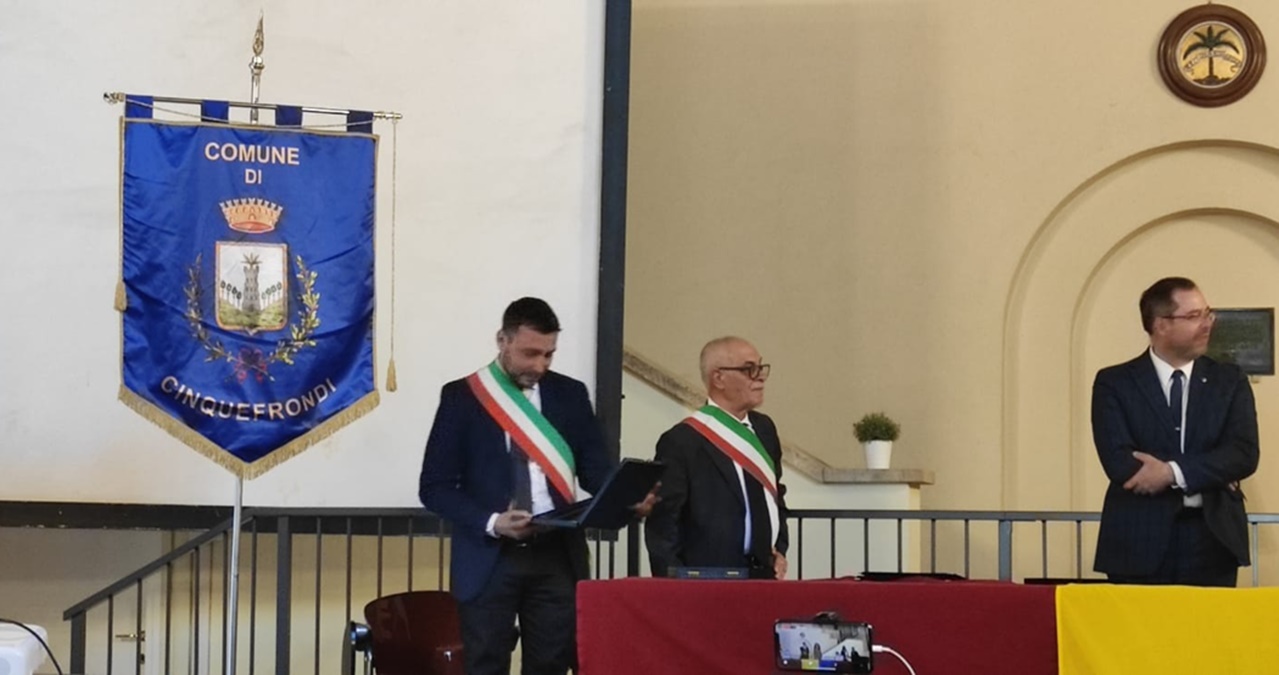 Cinquefrondi, il sindaco Conia insignito del Premio Serto della Pace