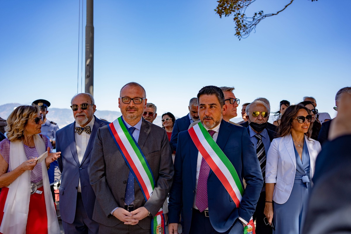 Festa della Repubblica, Versace e Brunetti: «Porre fine alla guerra e promuovere la pace»