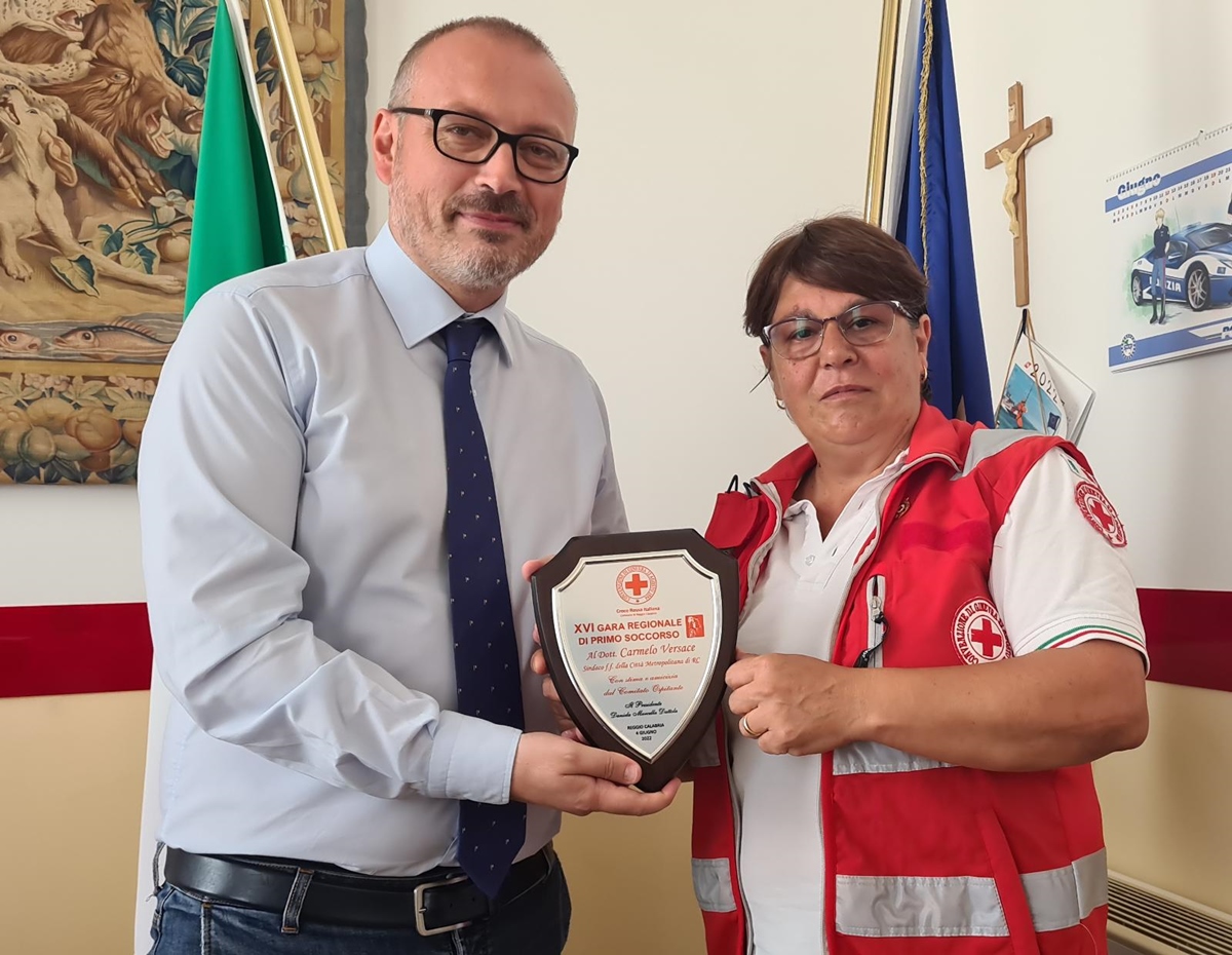 Metrocity di Reggio rinnova la sinergia con il comitato della Croce rossa