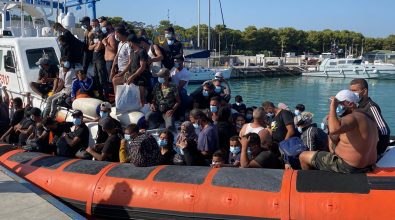 Migranti, annullato lo sbarco a Reggio: approderanno ad Augusta e a Messina