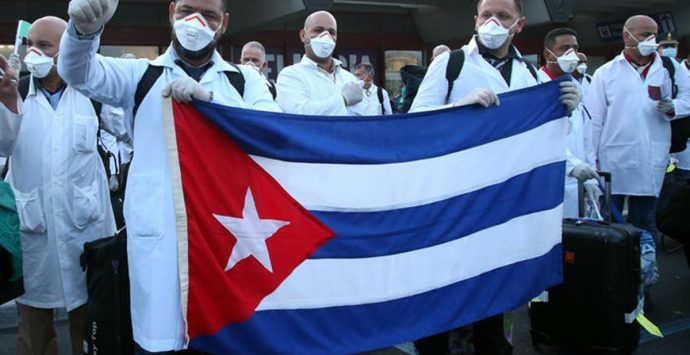 Medici cubani: 16 andranno a Locri e Polistena, 10 a Gioia Tauro e Melito