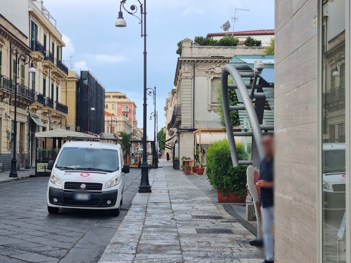 Tapis roulant a Reggio, fervono i preparativi per la riapertura