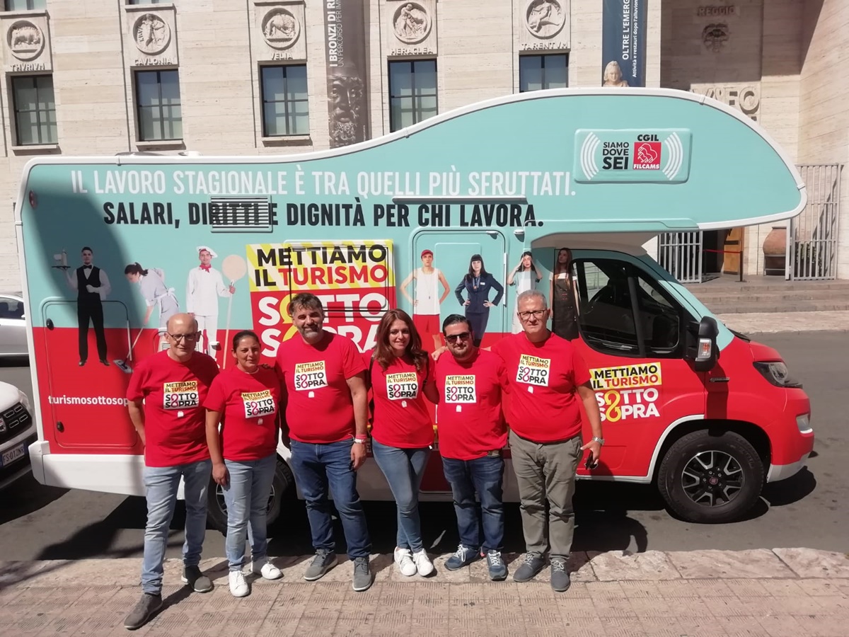 Reggio, Valentino (Filcams Cgil):  «Basta sfruttamento del lavoro nel settore turistico»