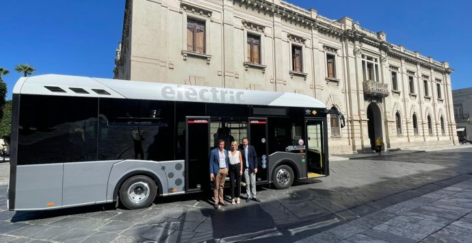 Reggio, arrivano 65 bus elettrici nel parco di Atam – VIDEO