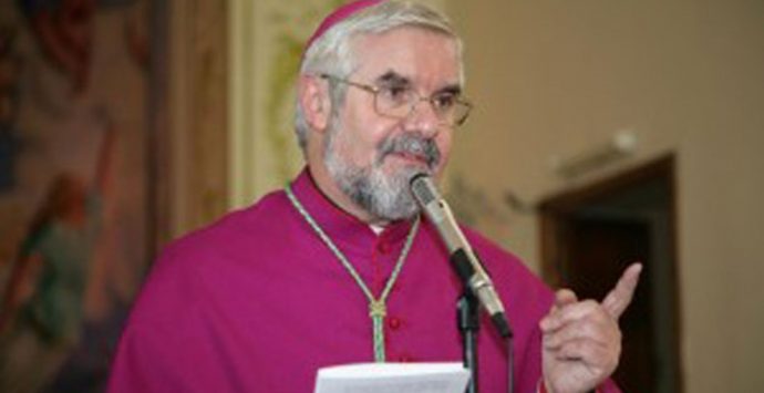 Leggero malore per l’arcivescovo Bregantini, è ricoverato al Neuromed