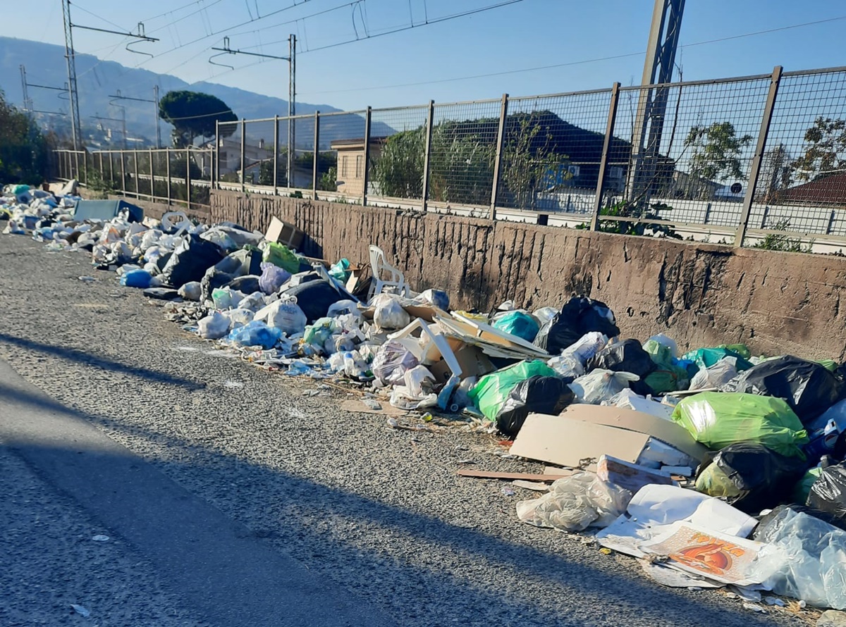 Reggio, il Movimento per la rinascita del Pci: «I cittadini vogliono una città pulita»