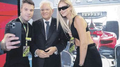 I Ferragnez in posa con il presidente Sergio Mattarella