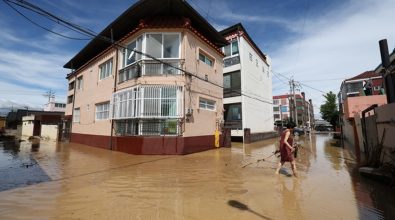 Corea del Sud, il tifone Hinnamnor provoca 10 morti e 2 dispersi
