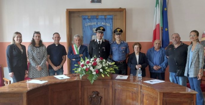 Anoia, truffe agli anziani: i carabinieri in cattedra