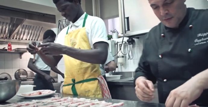 Reggio e Gambia più vicini grazie al cibo: inizia il viaggio dello chef Cogliandro