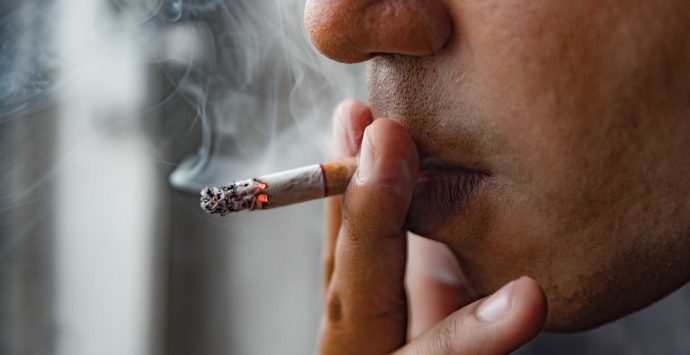 Tumore al polmone, al via il primo screening sui forti fumatori