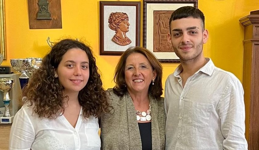 Locri, Carla Maria Pelaggi è il nuovo dirigente scolastico del liceo classico “Oliveti”
