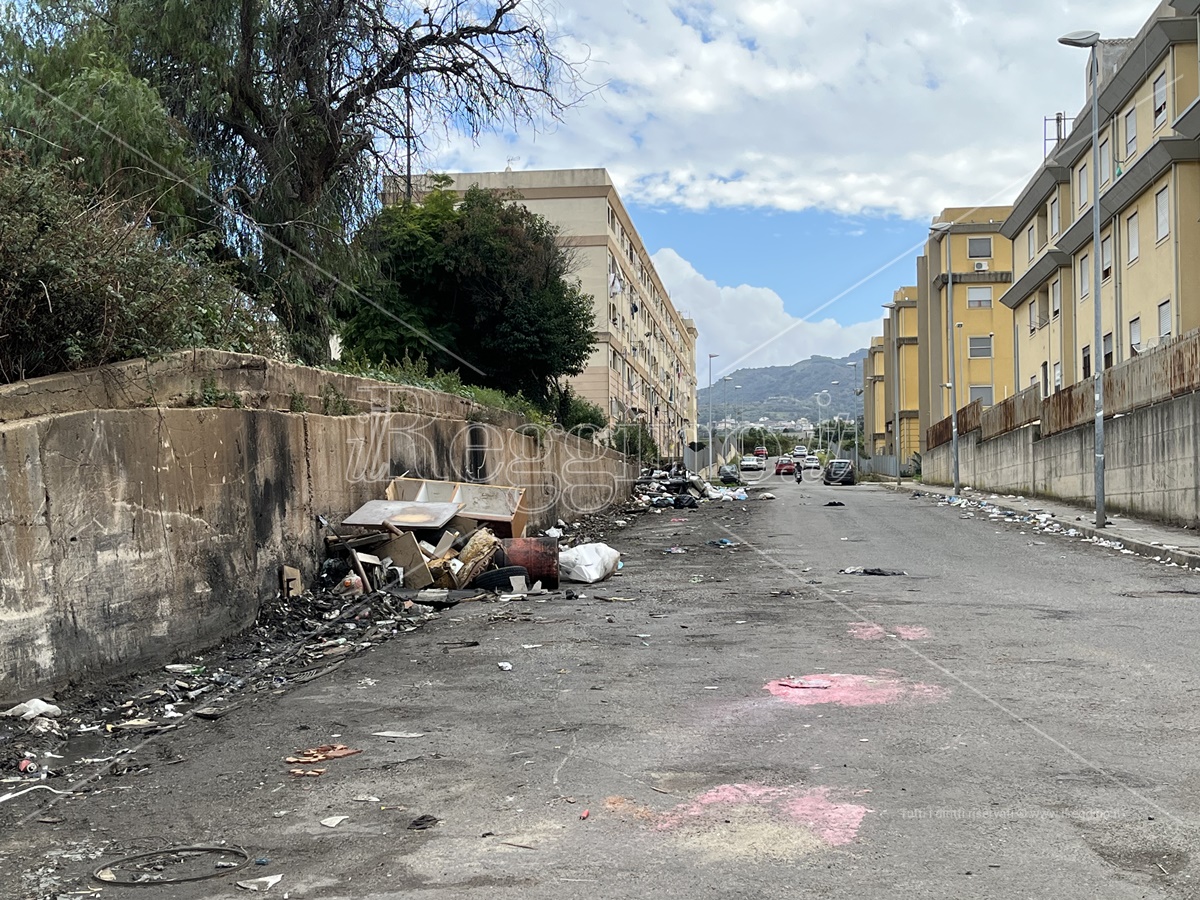 Reggio, ad Arghillà diminuiscono i rifiuti ma restano punti critici – FOTO e VIDEO