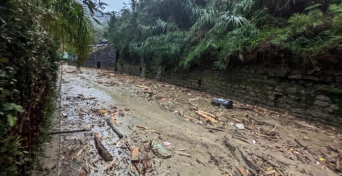 Isola d’Ischia, frane e fango a Casamicciola: almeno 13 i dispersi