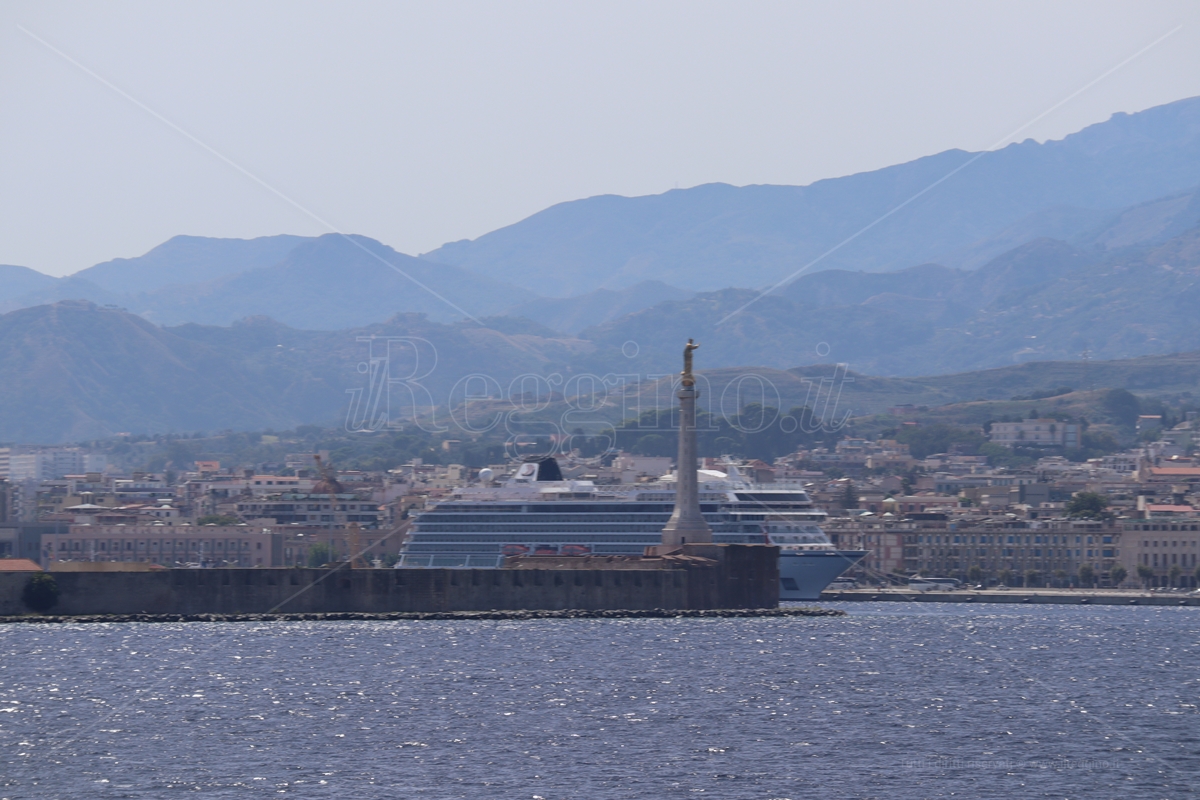 Porto di Messina, è entrata nel vivo la stagione croceristica