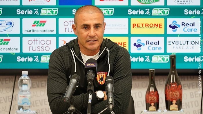 Reggina-Benevento, Cannavaro: «Limitare gli amaranto non sarà facile»