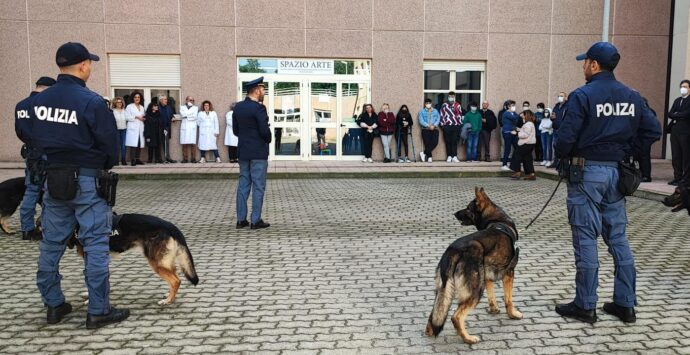 Reggio, la Polizia incontra i piccoli pazienti oncologici dell’ospedale Morelli