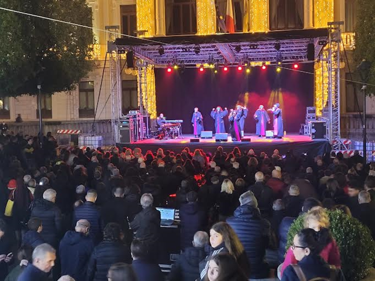 “Reggio Live Xmas”, a piazza Italia i cori Gospel di Eric Waddell & The Abundant Life Singers