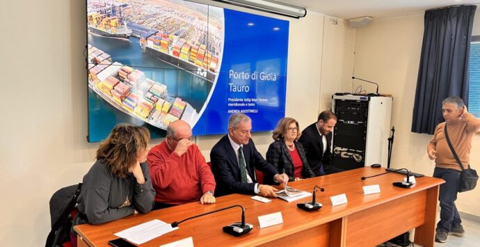 Porto di Gioia Tauro, Agostinelli conferma la posizione leader nel transhipment
