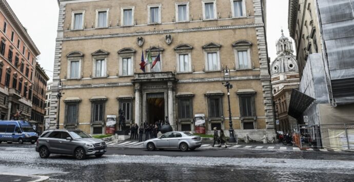 ‘Ndrangheta, quattro interdittive antimafia per imprese legate al clan Alvaro-Carzo