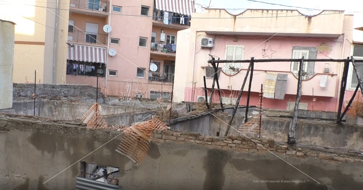 Reggio, Rione G: l’emergenza igienico-sanitaria e l’attesa della riqualificazione  – FOTO e VIDEO