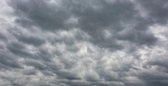 Meteo a Reggio Calabria, nuvoloso con possibili deboli piogge