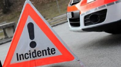 Calabria, scontro tra 2 auto, un morto e 4 feriti
