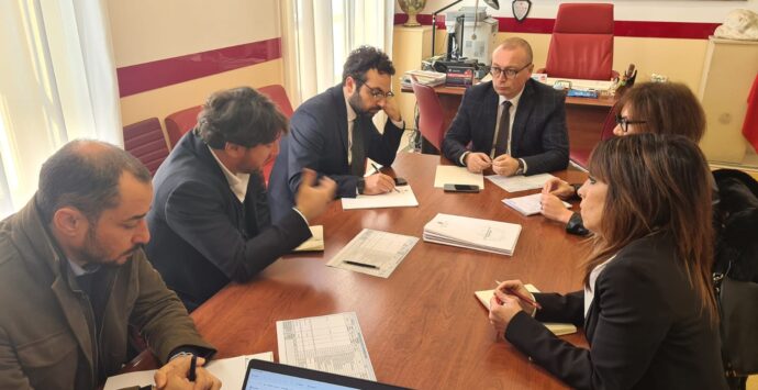 Reggio, da gennaio 2023 manutenzioni scolastiche e istituzionali affidate a Castore