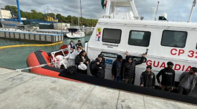 Ferragosto di sbarchi nella Locride, soccorsi a Roccella 60 migranti