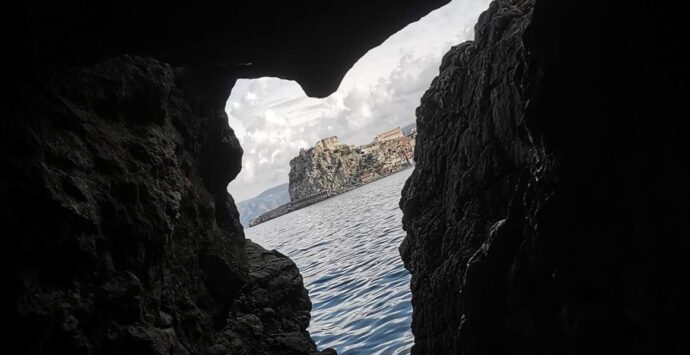 Scilla, il fascino delle grotte del Mito strega escursionisti e appassionati