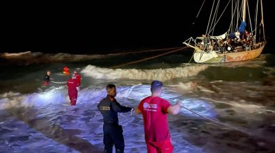 Immigrazione clandestina, arrestati due tunisini: gestivano gli sbarchi in Sicilia