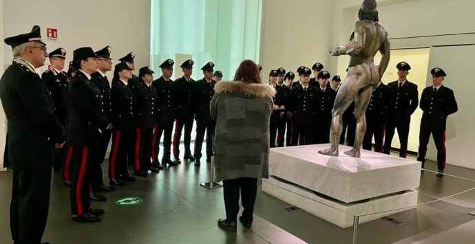 Bronzi di Riace, in visita al museo gli allievi Carabinieri e ufficiali di Polizia nigeriana