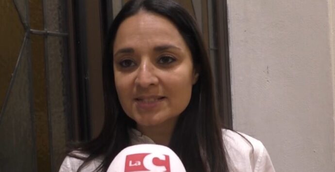 Reggio, Rosella Postorino: «Racconto l’infanzia violata dalla guerra in Bosnia» – VIDEO