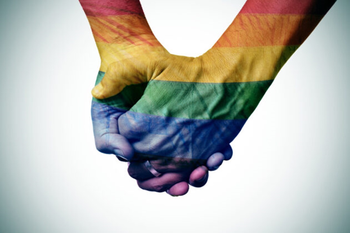 IL FRONTE DEI DIRITTI | Stop registrazione dei figli delle coppie omosessuali, Saveria e Maria: «È doloroso e spaventoso»