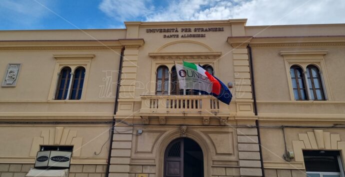 Reggio, “La cosa pubblica” su crisi dell’università Alighieri: «Gli enti facciano il loro dovere»