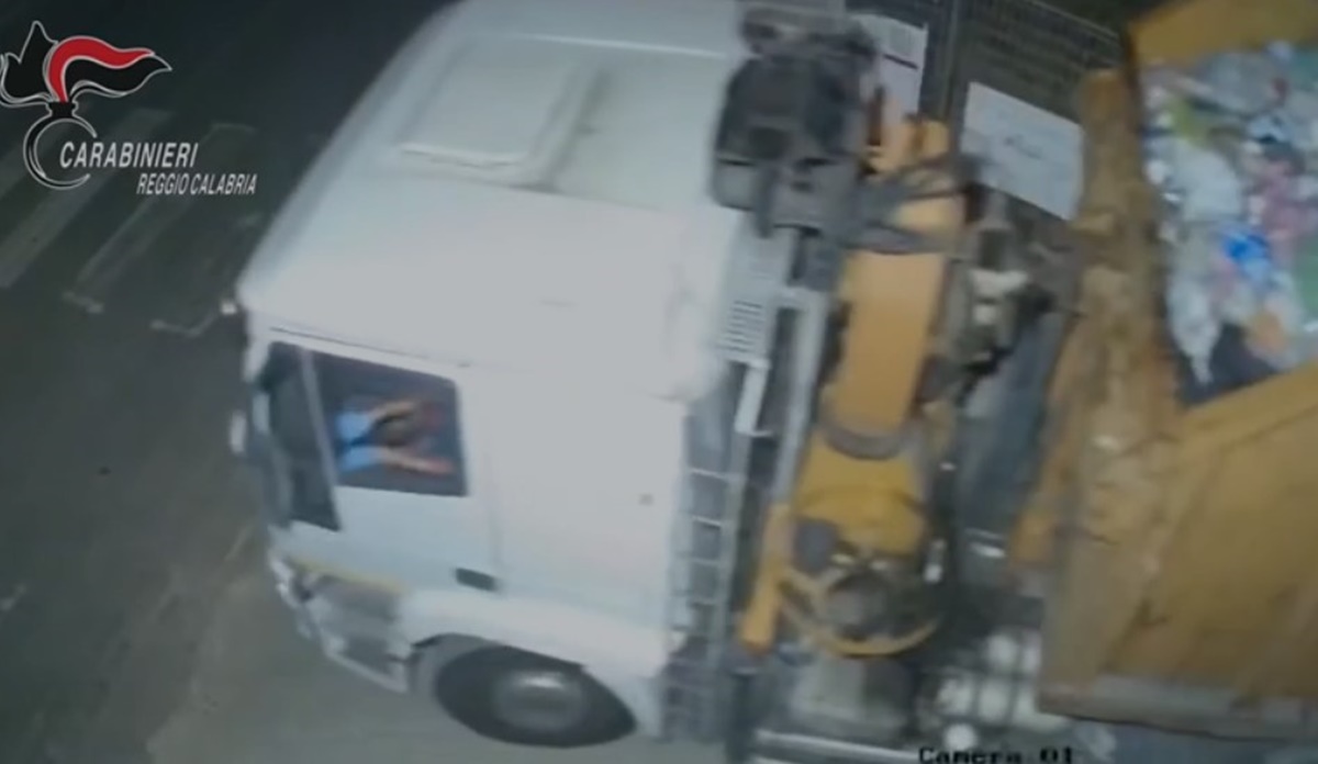 Taurianova, 3 arresti per il furto di mezzi per la raccolta dei rifiuti del comune di Polistena – VIDEO